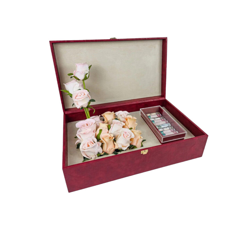 Gift box with elegant design, customizable in size, color, and contents.